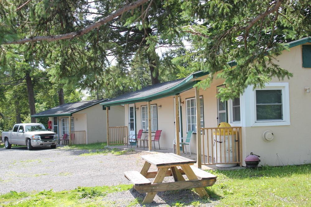 Evergreen Motel Oswego Esterno foto