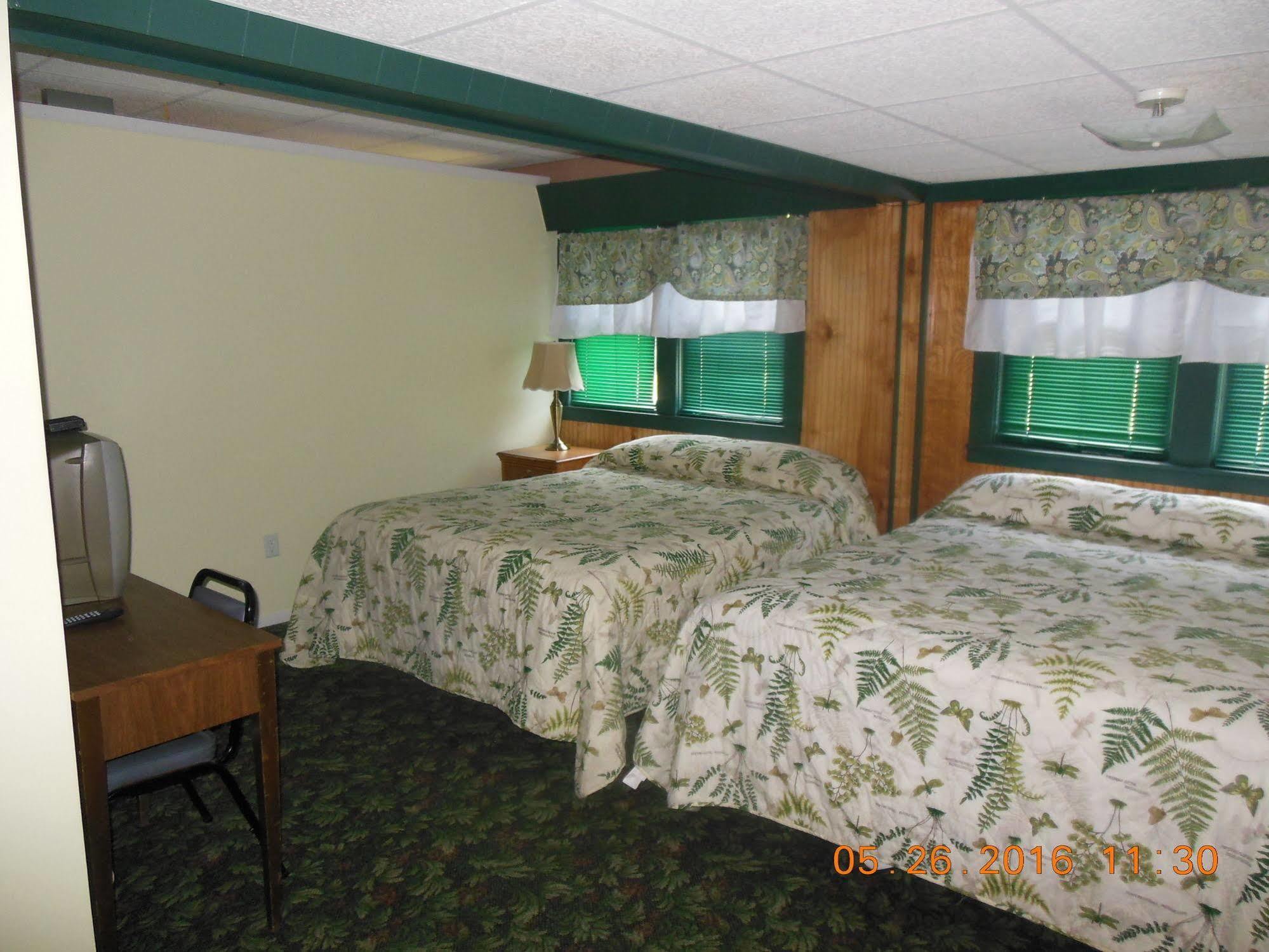 Evergreen Motel Oswego Esterno foto