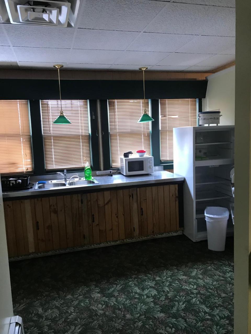 Evergreen Motel Oswego Esterno foto