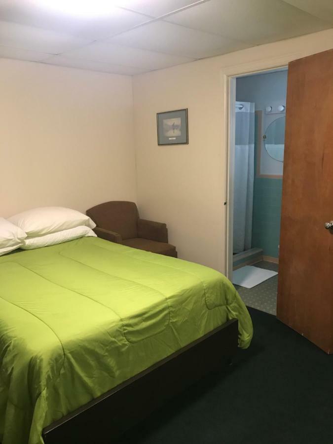 Evergreen Motel Oswego Esterno foto